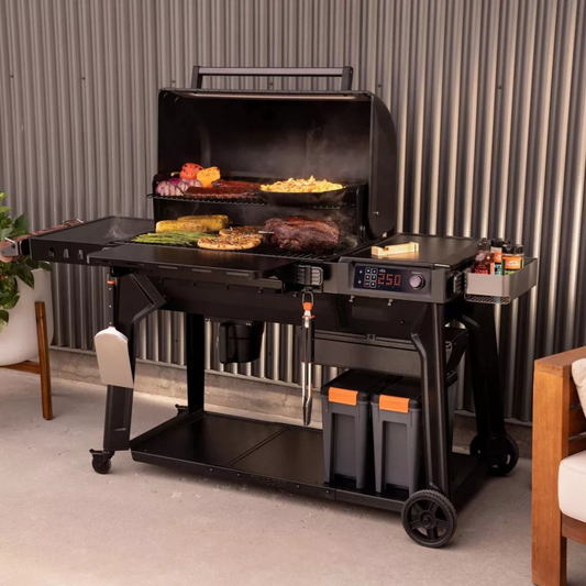 Traeger Woodridge Pro Ultimate Bundle