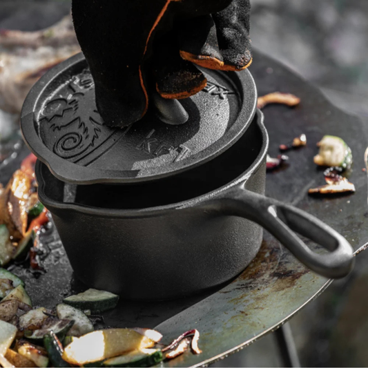 Petromax 1 Litre Cast Iron Saucepan with Lid