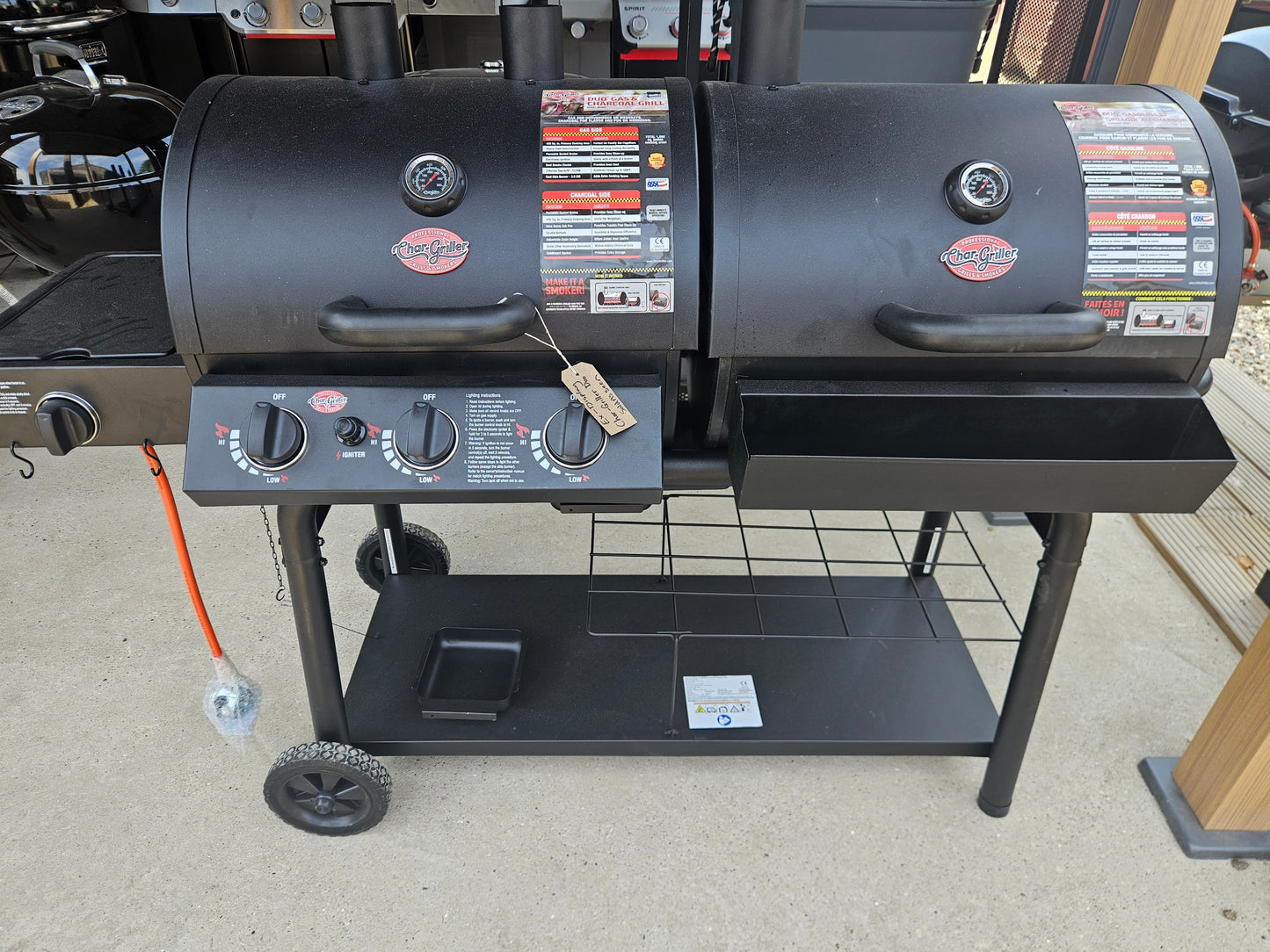 #246 - EX-Display (SOLD AS SEEN) Char-Griller Duo Gas and Charcoal BBQ 