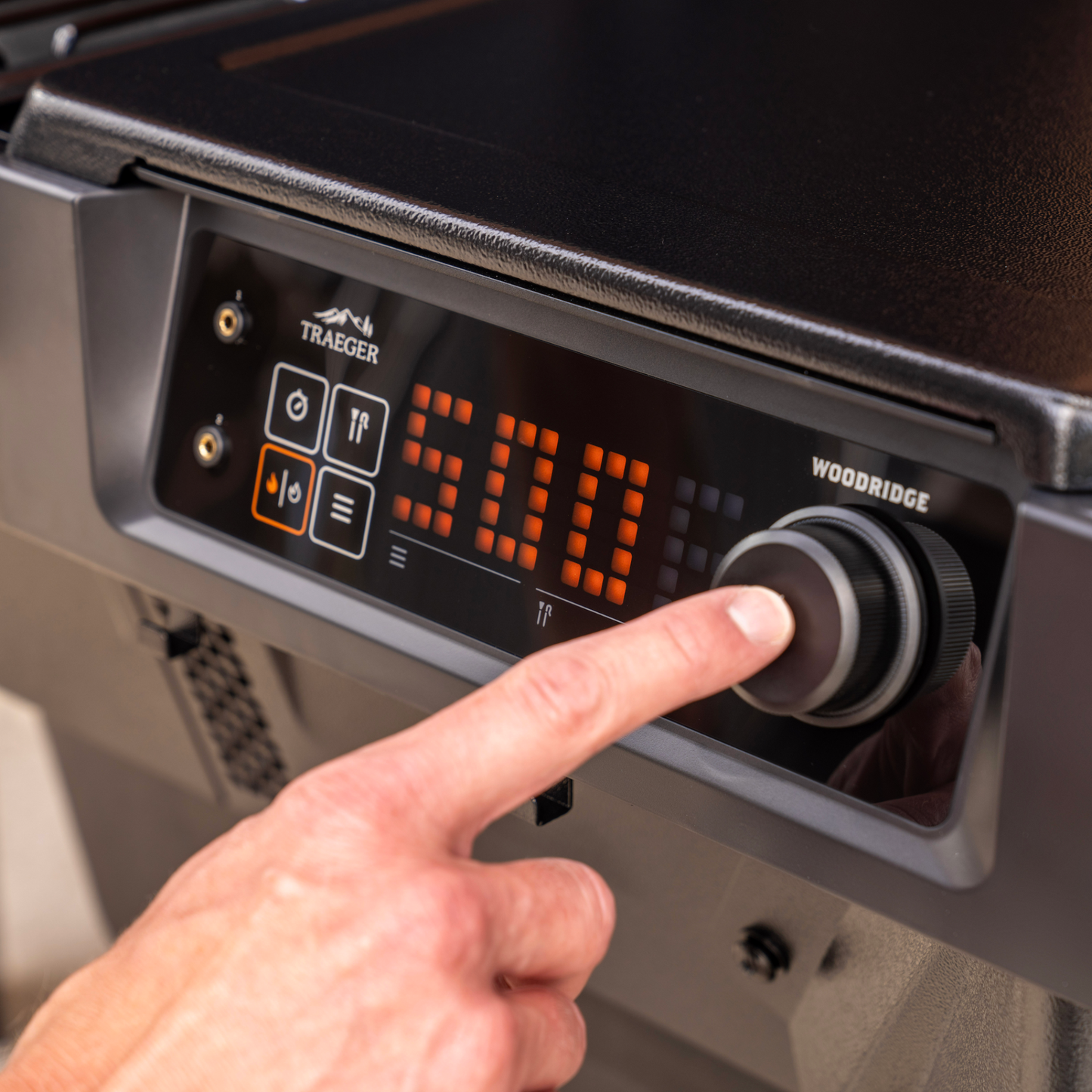 Traeger Woodridge Pellet Smoker