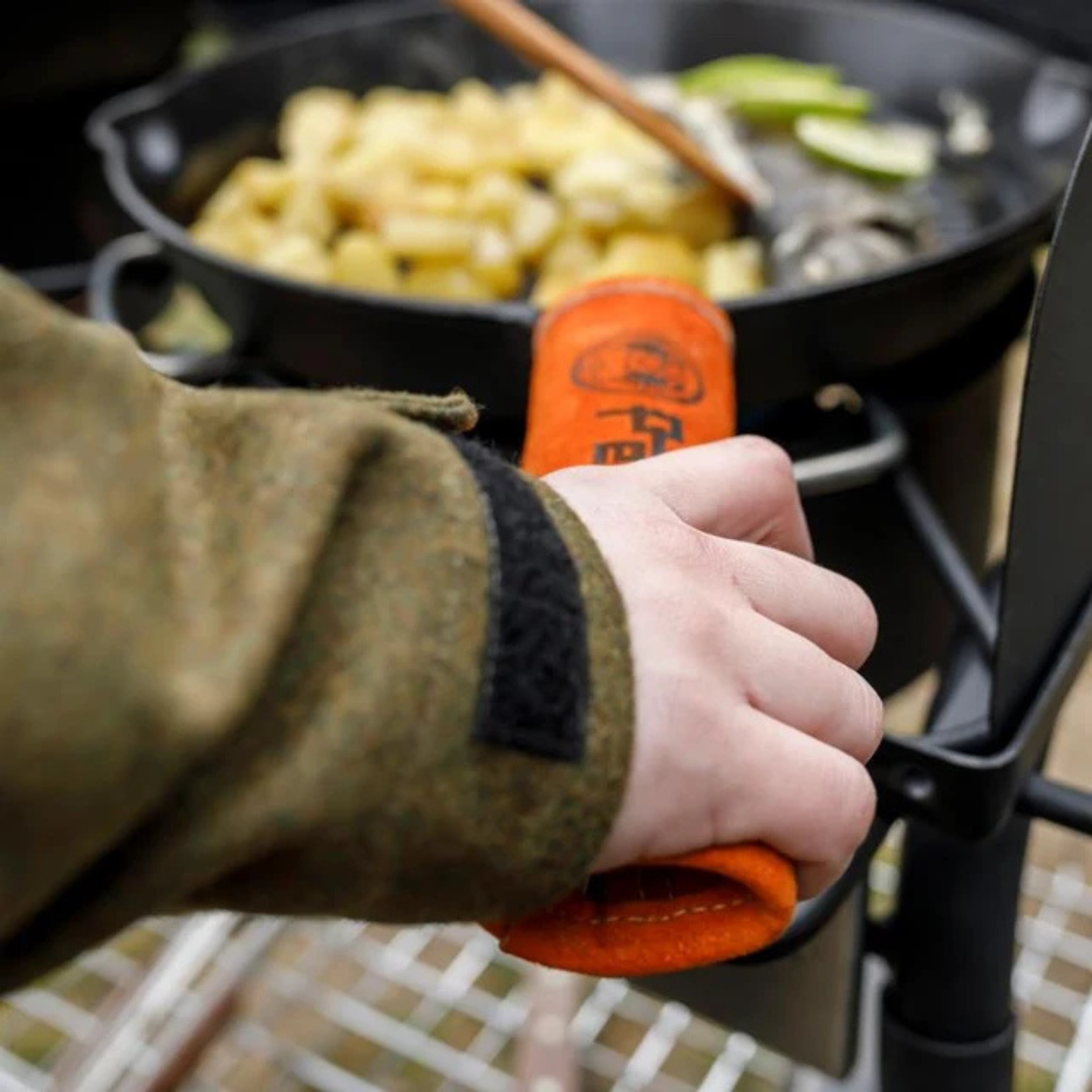 Aramid Handle for Petromax Skillets