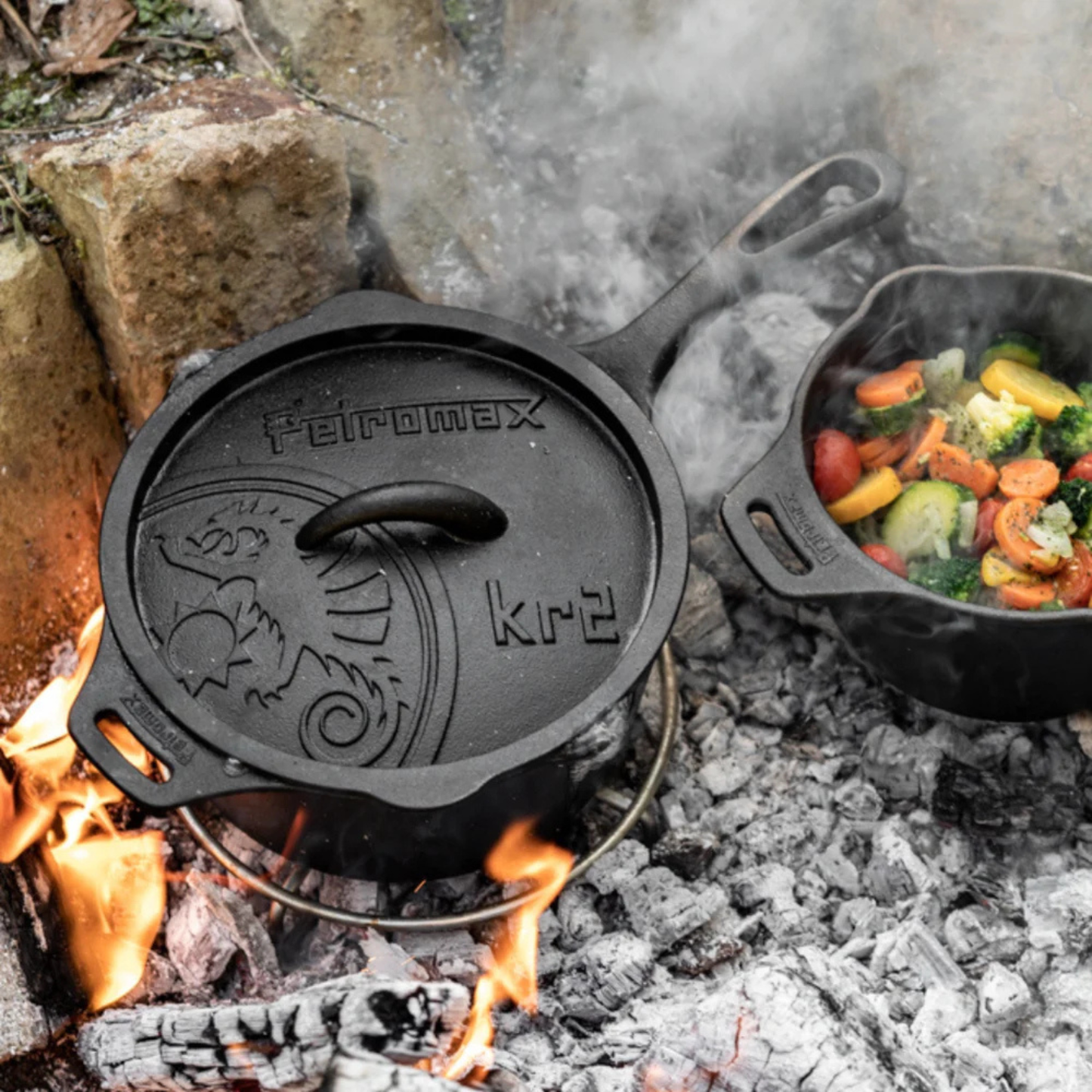 Petromax 2 Litre Cast Iron Saucepan with Lid