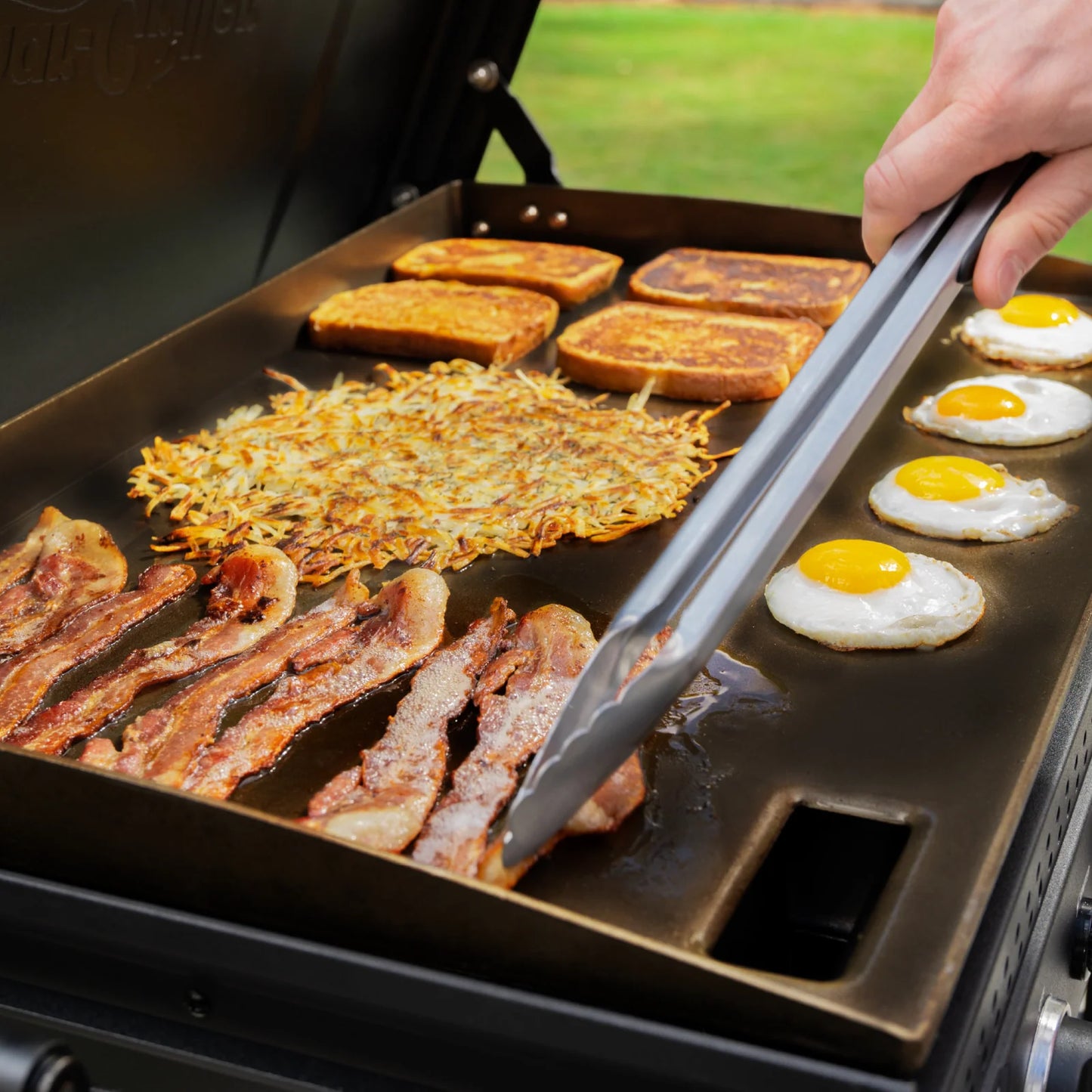 Char-Griller 3 Burner Flat Iron Gas Griddle Plancha BBQ