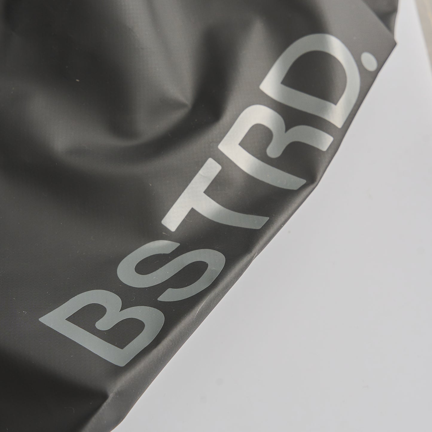 BSTRD. Raincover Solo