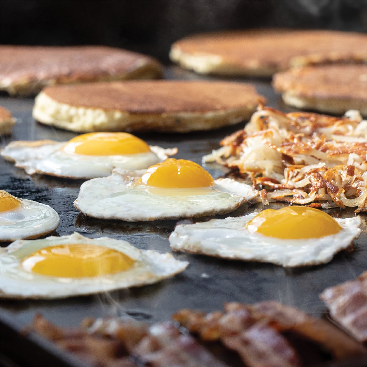 Char-Griller 4 Burner Flat Iron Premium Gas Griddle