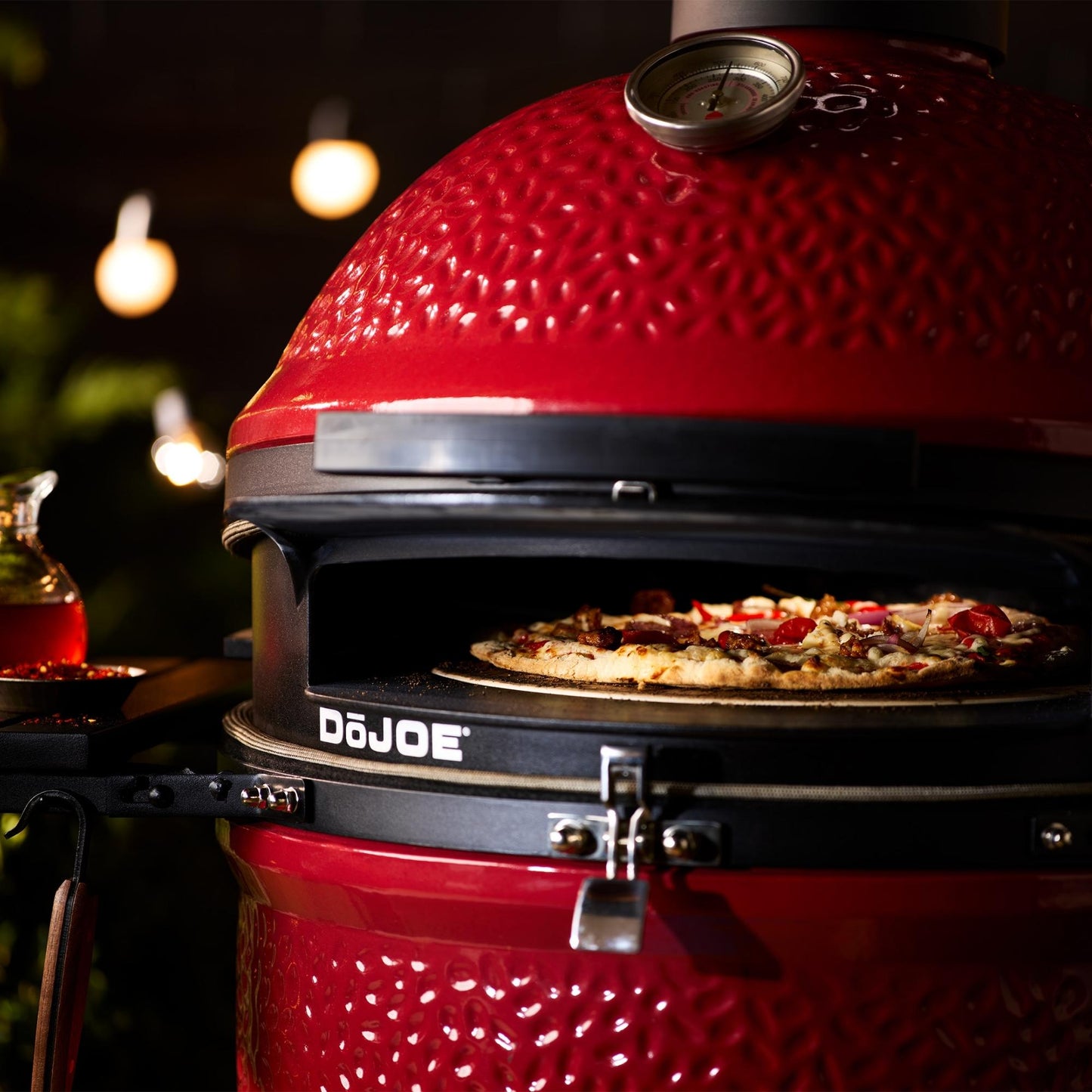 Classic III Kamado Joe with Voyager Pack