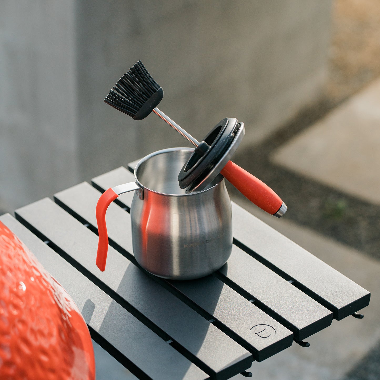 Kamado Joe Basting Pot With Brush