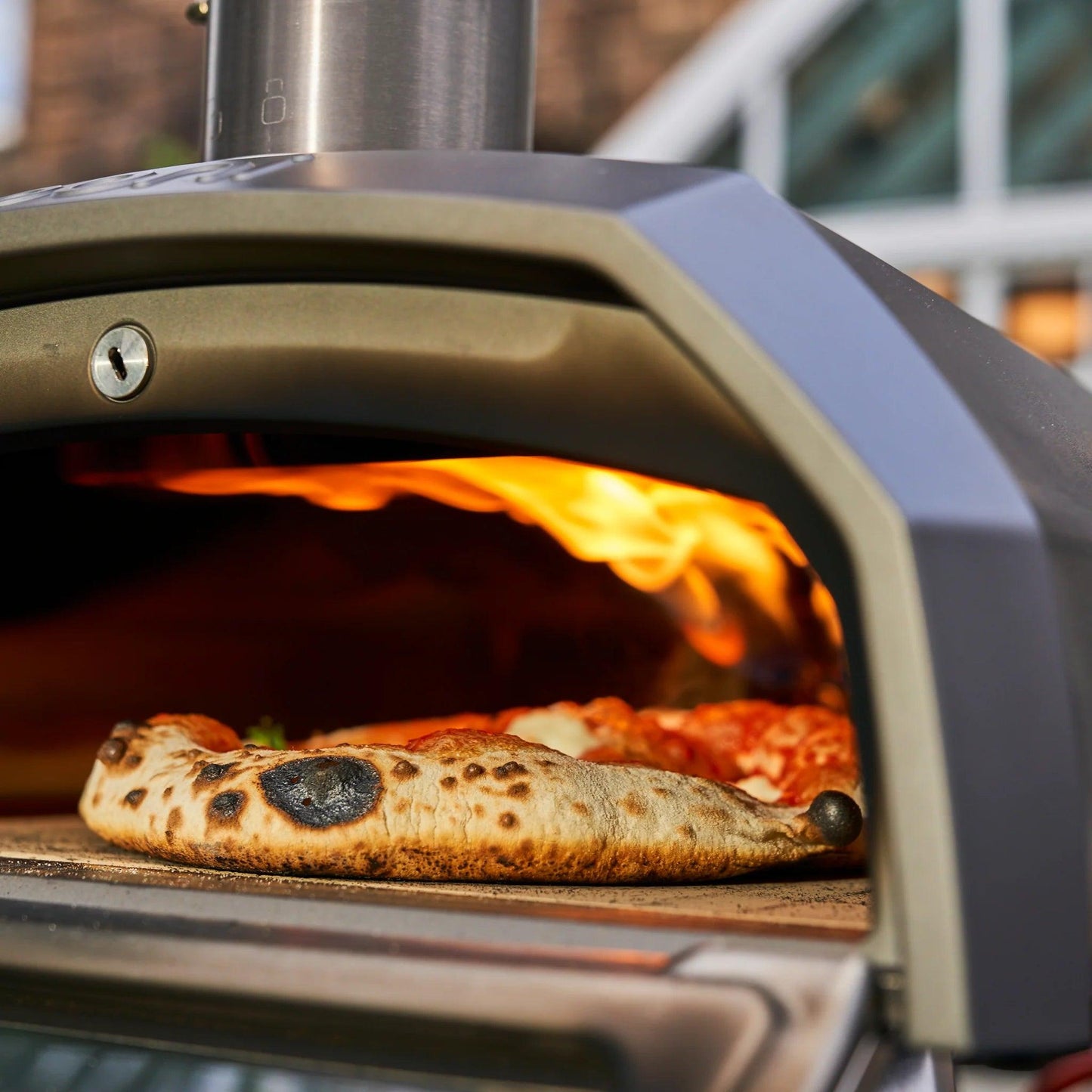 Ooni Karu 12G Multi-Fuel Pizza Oven - BBQ Land