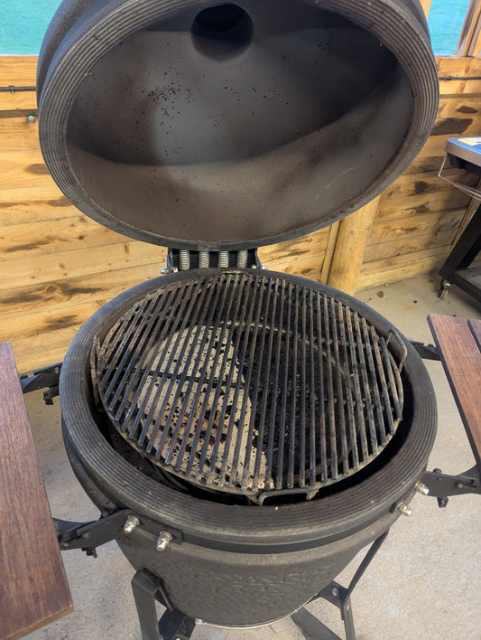 Ex-Demo Large Urban Bastard Kamado Ceramic BBQ