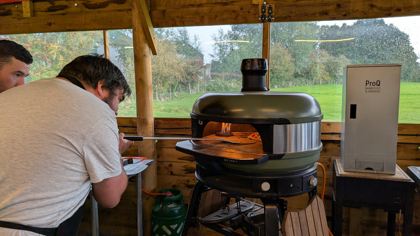 Pizza Mastery: Dough, Fire & Flavour