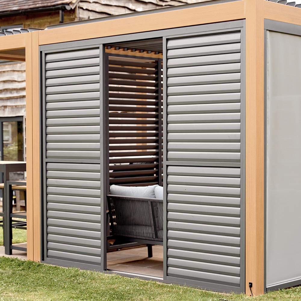 Sanctuary 3m Sliding Walls with Movable Louvres