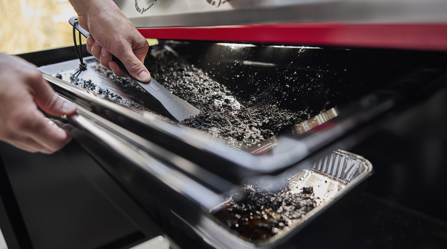 Genesis E-325W Gas Barbecue with Sear Zone Weber