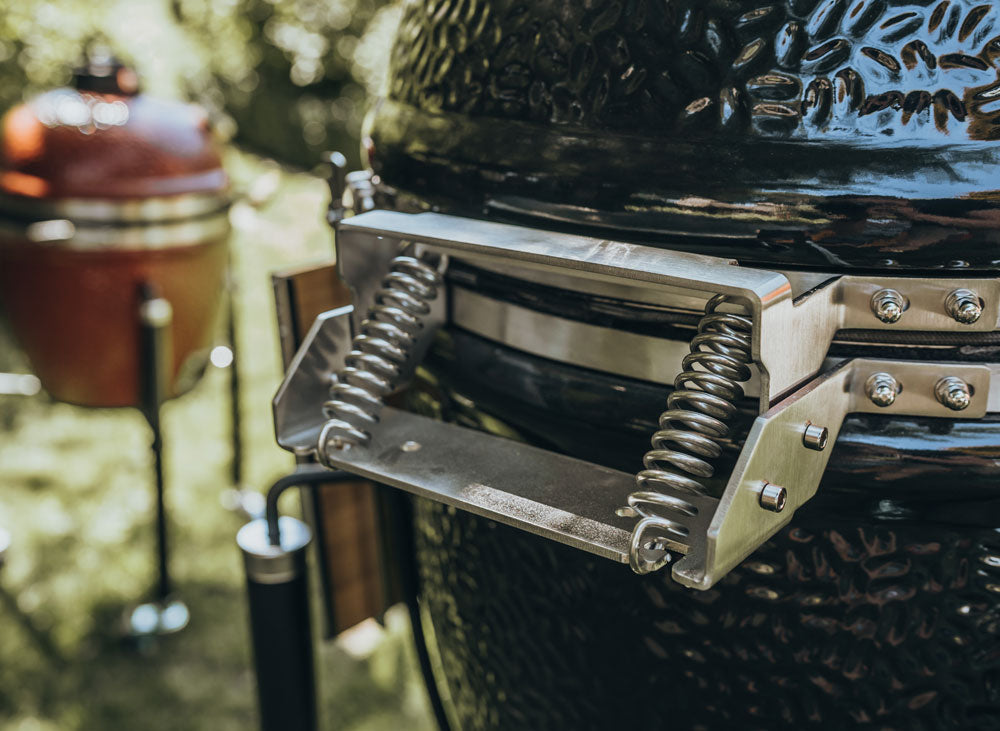 Monolith Classic 21" Pro-Series 2.0 Kamado BBQ