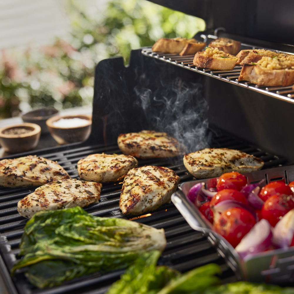 #239 Ex-Display (sold as seen) Genesis E-315 Black LP Weber