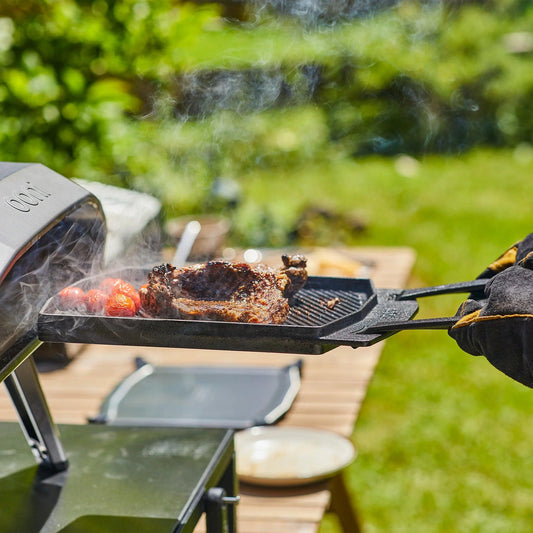 Ooni Dual-Sided Cast Iron Grizzler Plate - BBQ Land