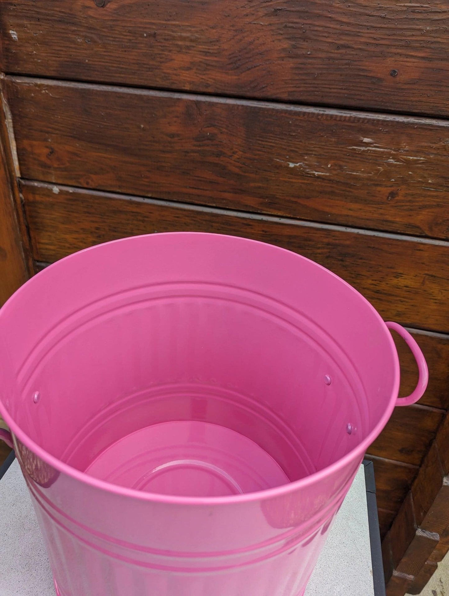 Pink Ash Bin with Lid - BBQ Land