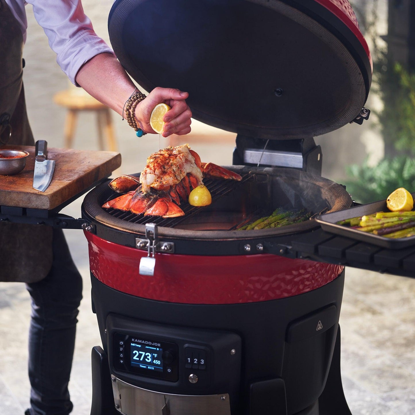 Kamado Joe® Konnected Joe™ Digital Charcoal Grill and Smoker - BBQ Land