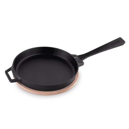 Ooni Cast Iron 9" Skillet with removable handle